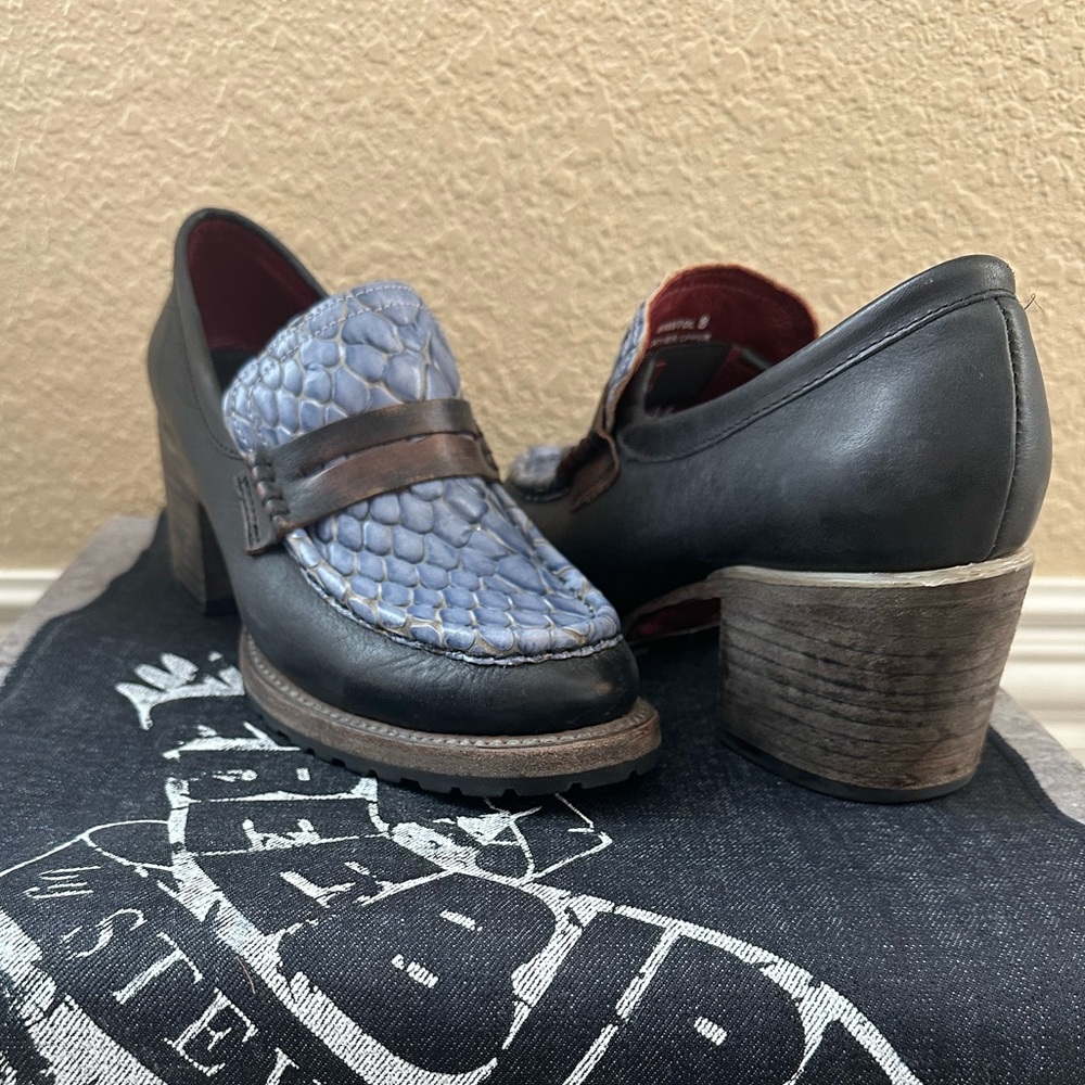 Freebird by Steven Bristol size 8 - like new condition